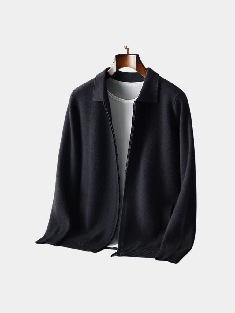 Montaracrest Heritage Kasjmier knitted cardigan, soft beige wool sweater with a textured knit pattern and ribbed cuffs.
