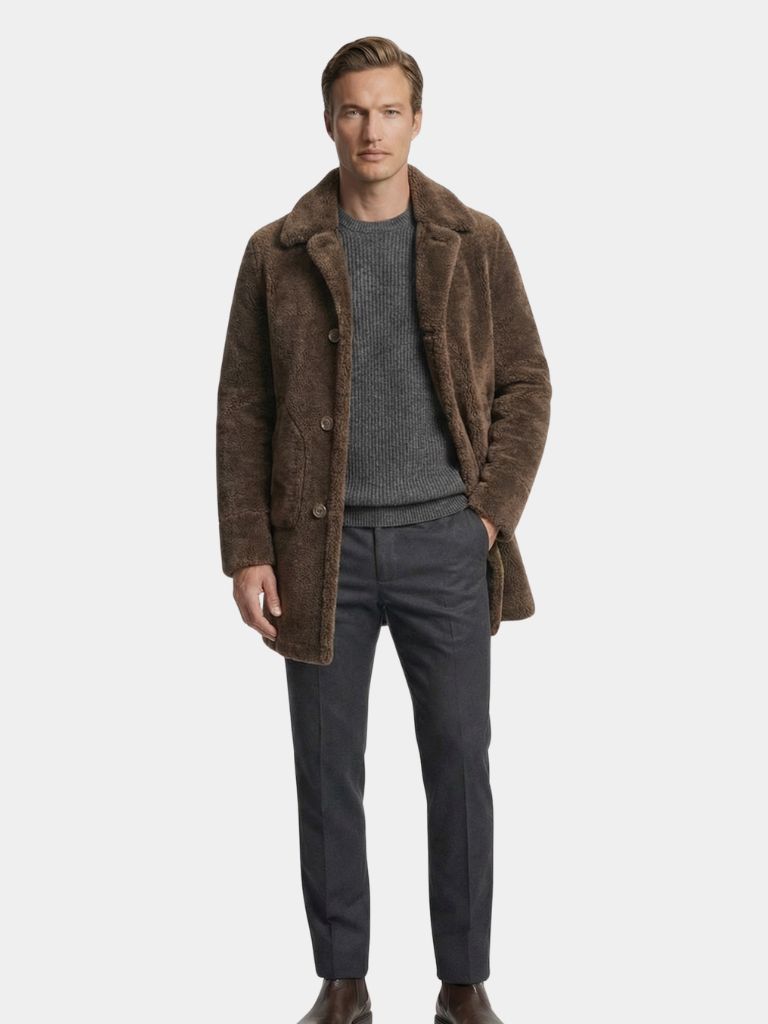 Montaracrest Giacca Doppiopetto Legacy in dark fabric, featuring a double-breasted design and tailored fit for a sophisticated look.
