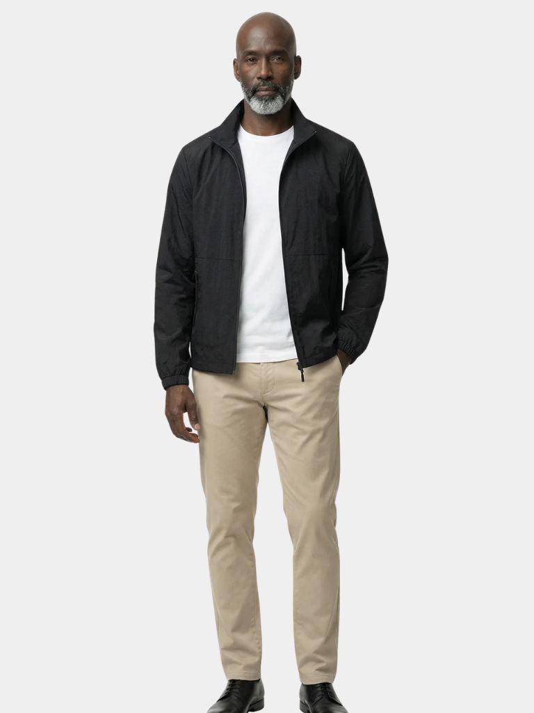 Montaracrest utility zip-up jacket, modern design, lightweight jas with multiple pockets and a sleek style.