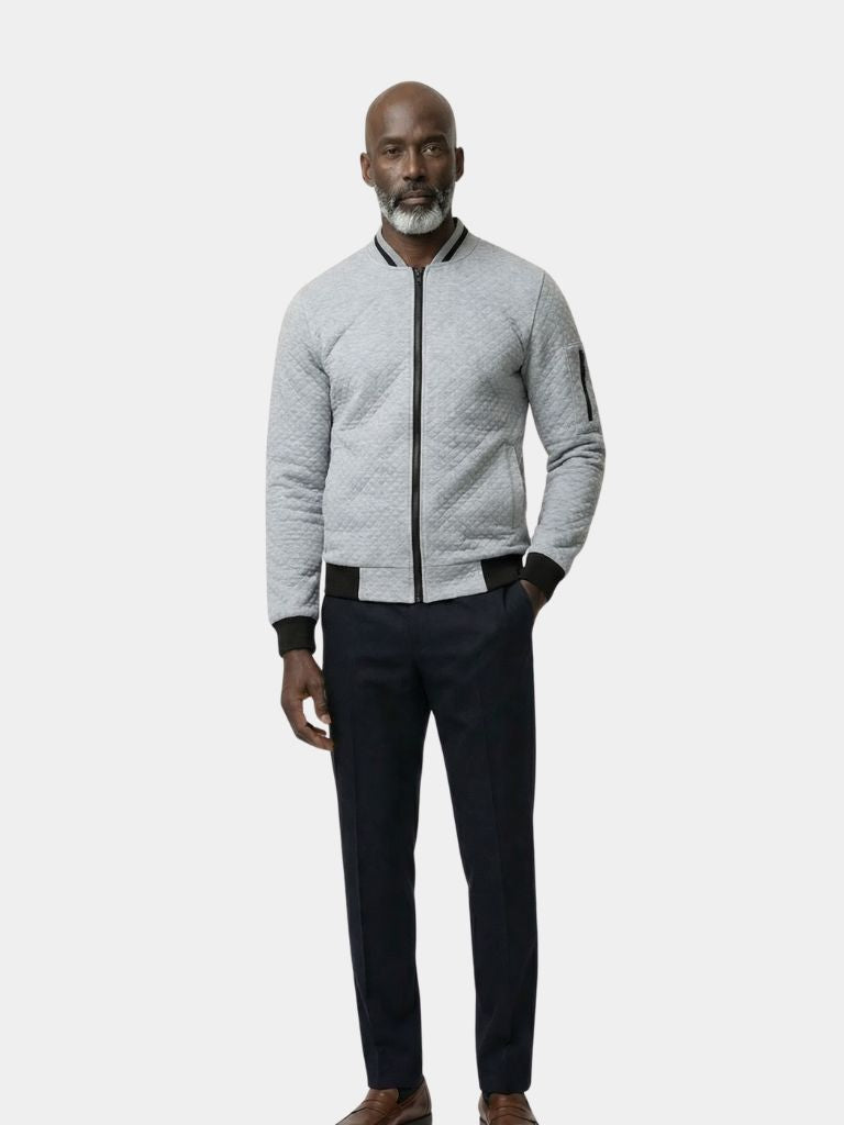 Casual structured bomber jacket by Montaracrest, stylish men's jas in navy with ribbed cuffs and sleek design.
