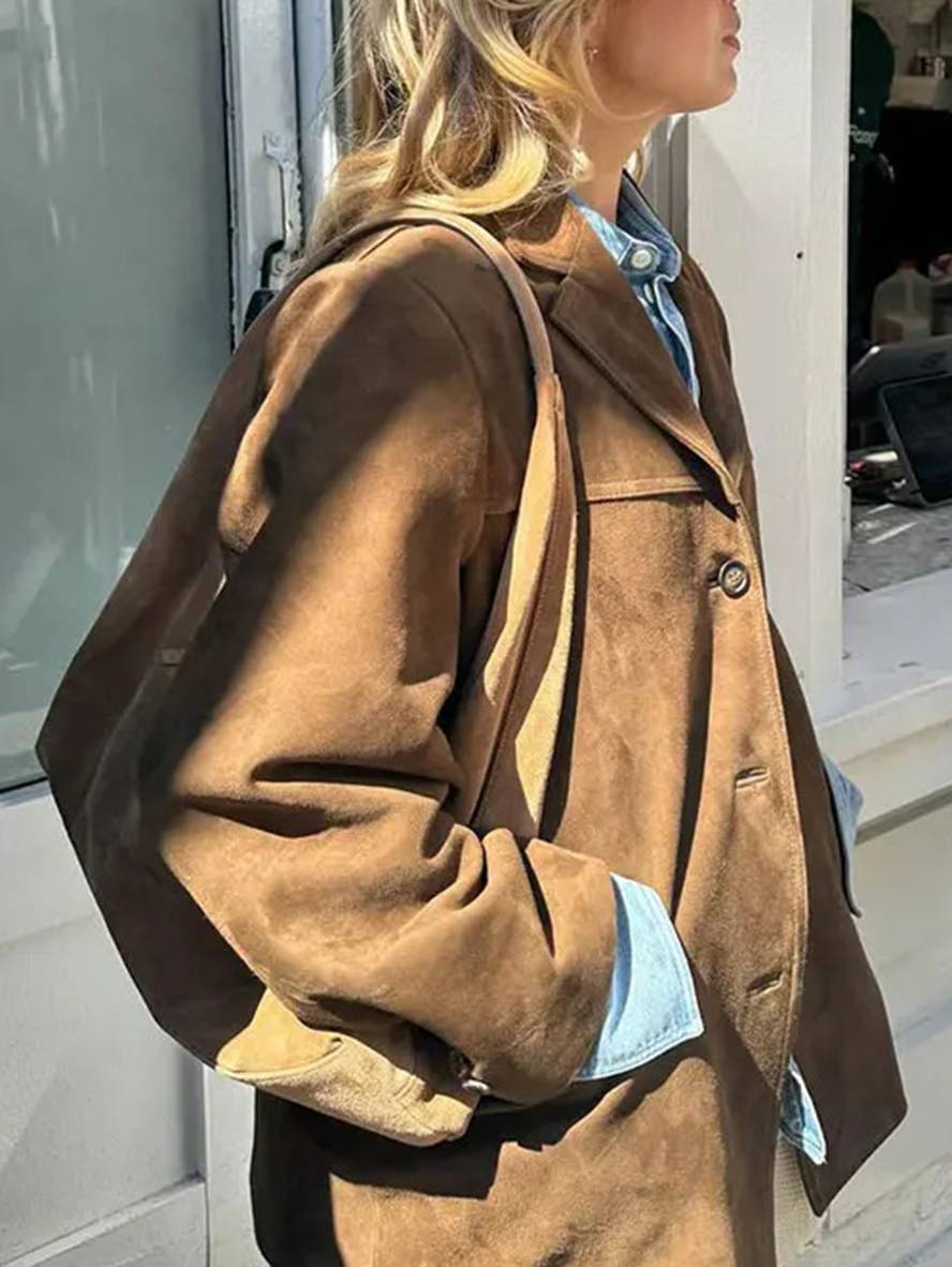 Montaracrest FIORA camoscio blazer jacket, tailored outerwear with a sleek silhouette and soft suede texture.