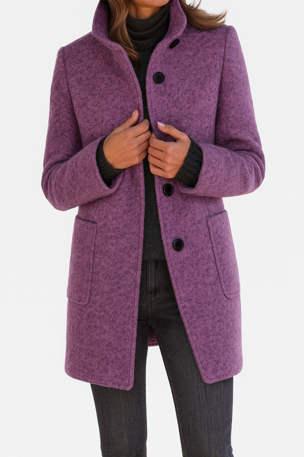 Montaracrest Freya Avvolgente jacket in a cozy, stylish design with a front zipper and comfortable fit, shown in the image.