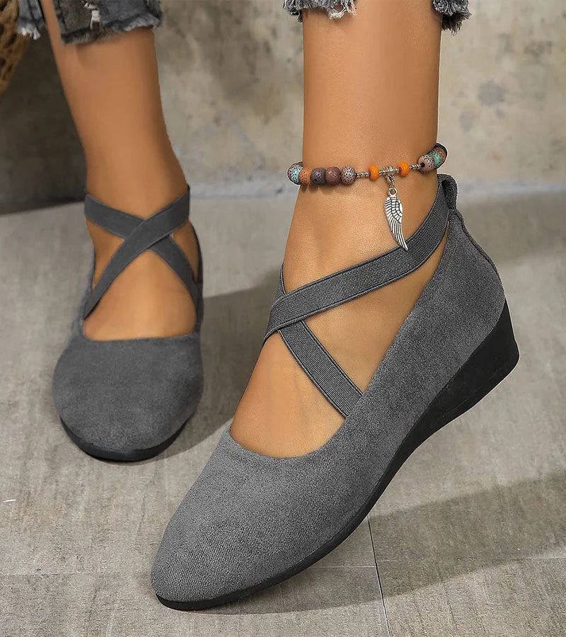 Vittoria | Ballerine chiuse con zeppa