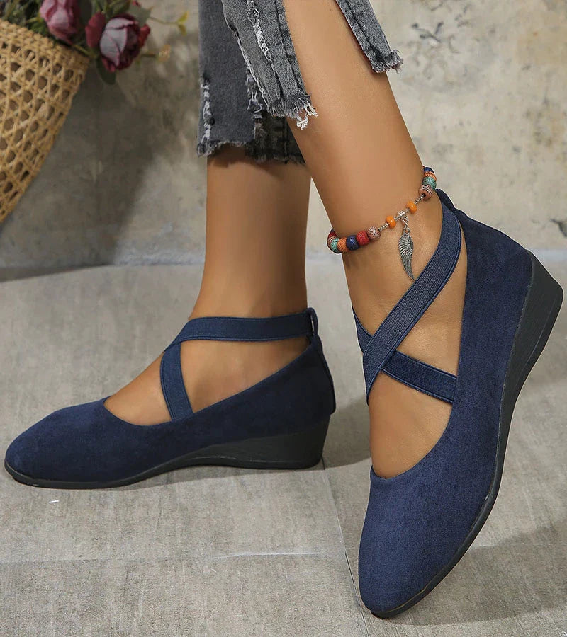 Vittoria | Ballerine chiuse con zeppa