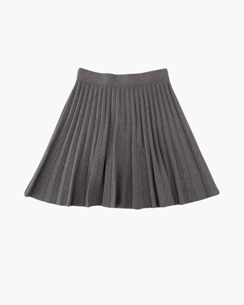 Minigonna Oxford in Lana Plissettata — Eleganza Senza Tempo