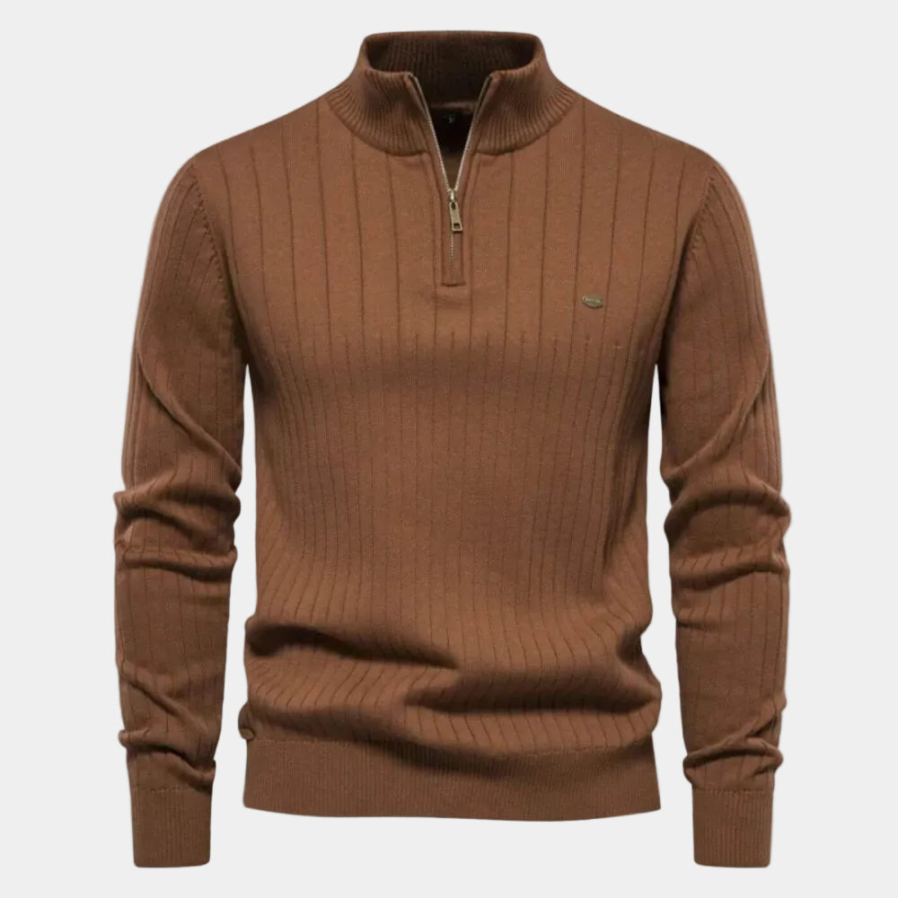 High-quality Montaracrest Friedbert men's pullover in a comfortable, stylish design, featuring soft fabric and classic fit.