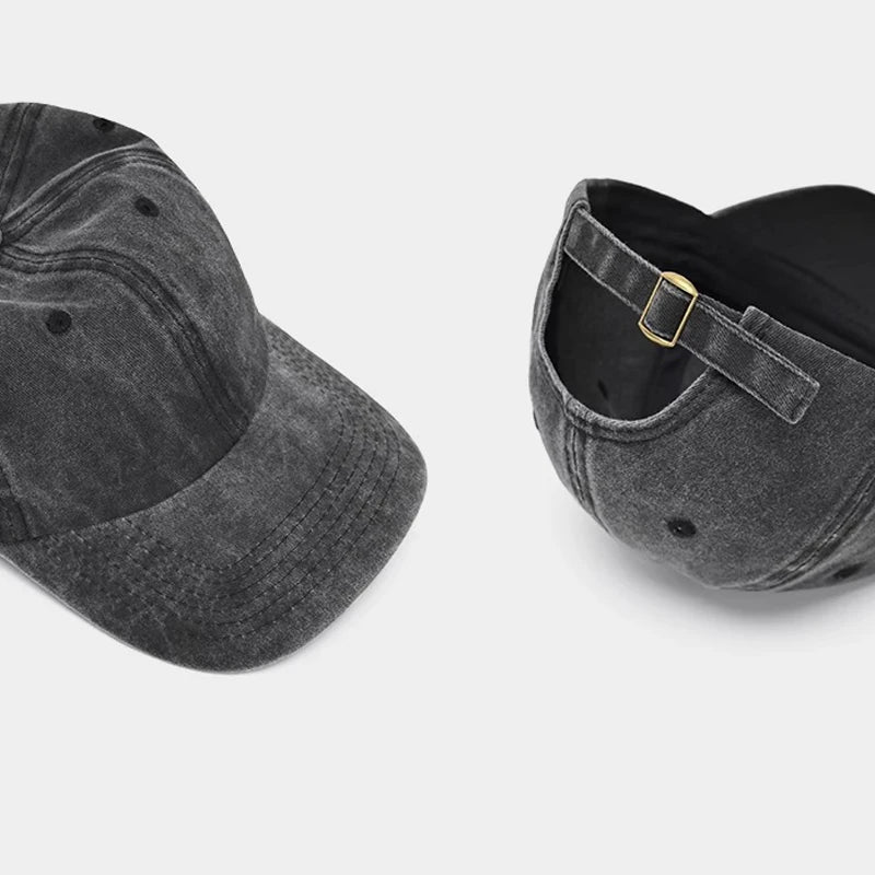 Montaracrest L'Essenziale del Viaggiatore artisanal "Tat" travel hat, lightweight with wide brim and handcrafted details.