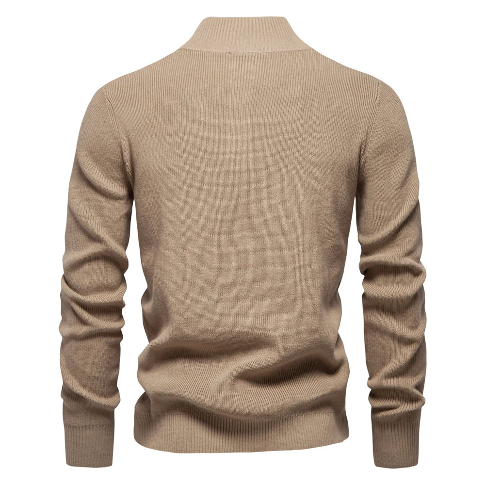 Montaracrest Konrad men's elegant pullover with button design, featuring a classic fit and stylish details, in a neutral color.