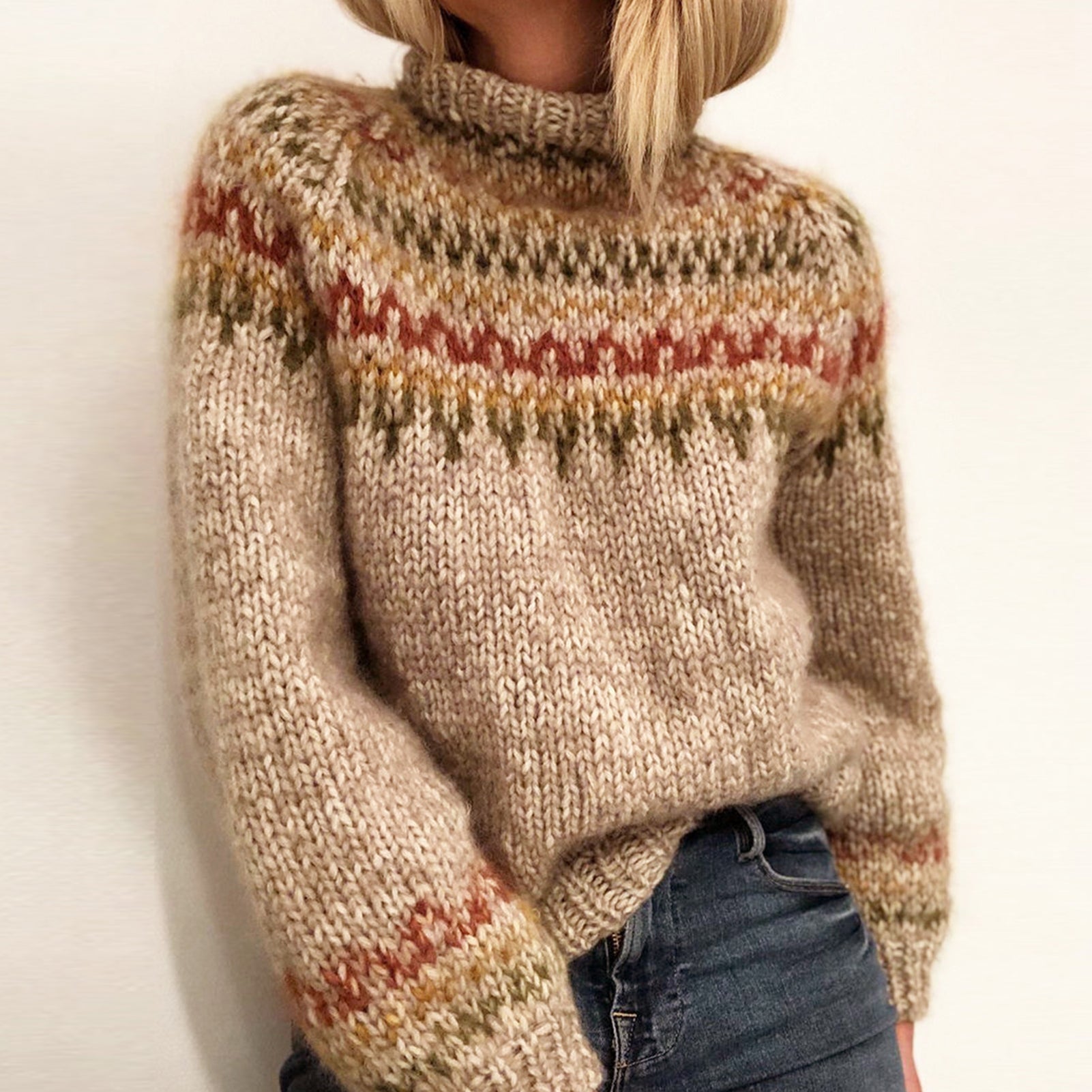 Montaracrest Amélie® women's knitted sweater in soft fabric, shown in a cozy, stylish design perfect for casual wear.