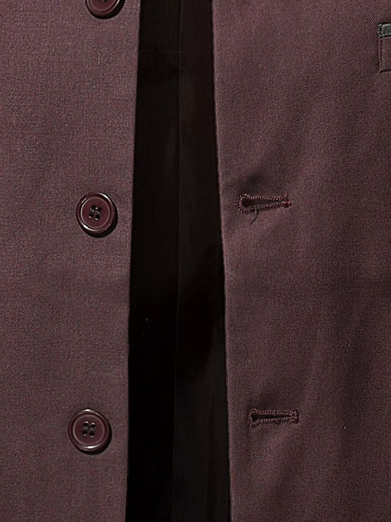 Elegant collar jacket by Montaracrest featuring a stylish design and tailored fit, perfect for sophisticated occasions.