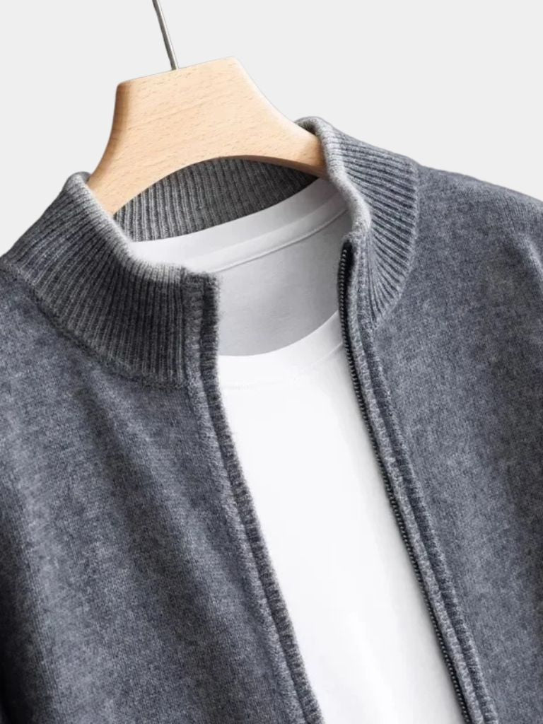 Montaracrest London Fog cashmere jacket featuring a stylish cross-crown design, soft texture, and tailored fit.