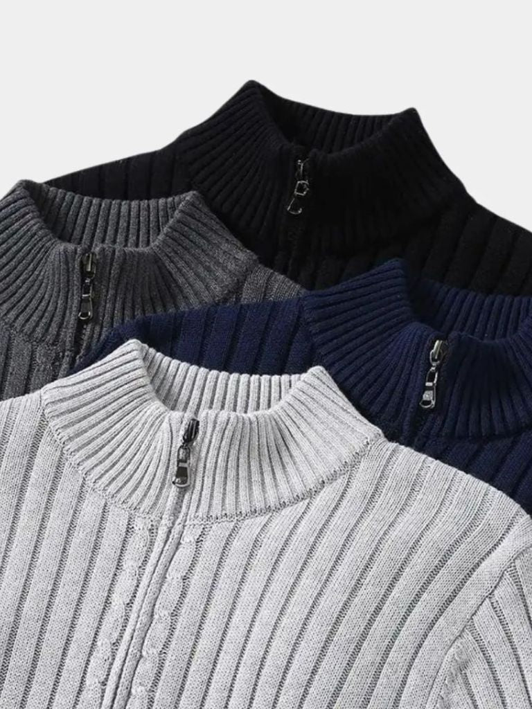 Montaracrest Regency knit jacket, a stylish crossing crown design trui in soft fabric, displayed on a neutral background.