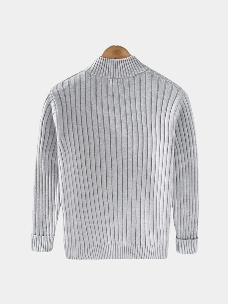 Montaracrest Regency knit jacket, a stylish cross-crown design trui in soft, textured wool fabric.